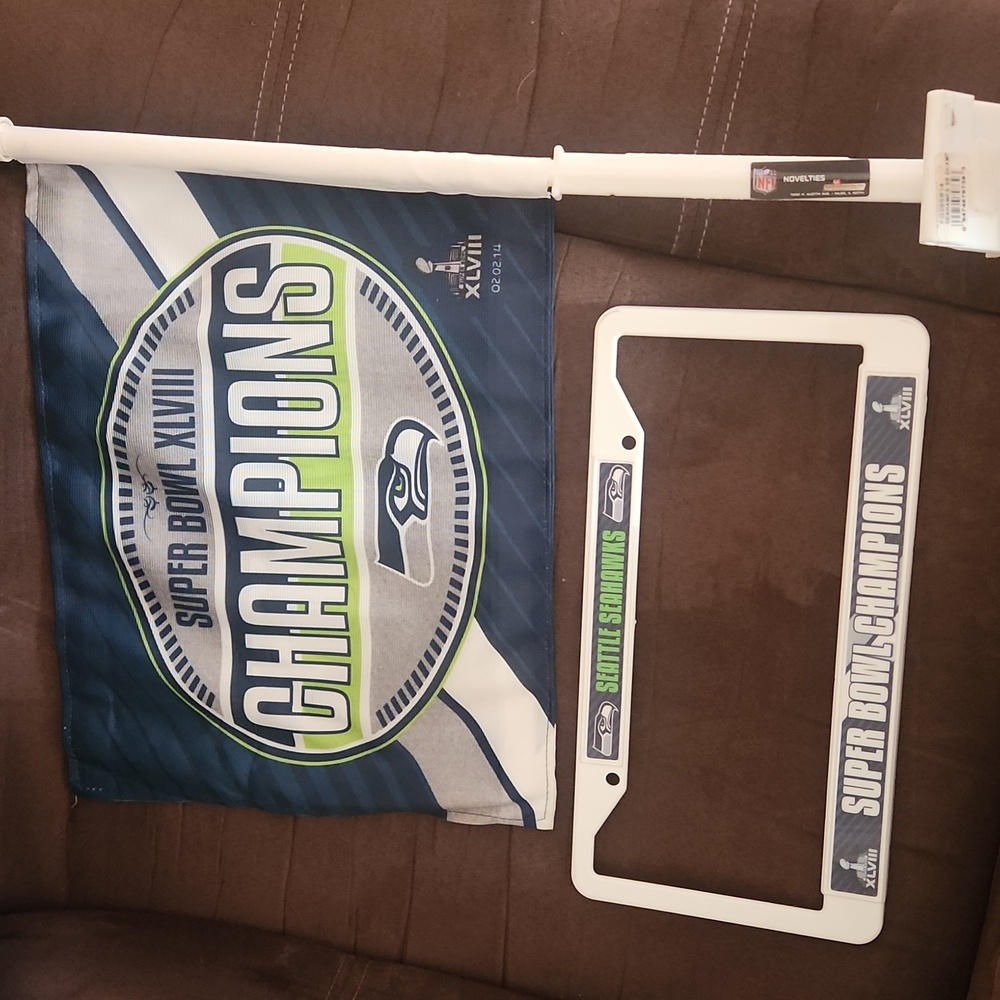 Seattle Seahawks Super Bowl Champions License Plate Frame And Car Flag